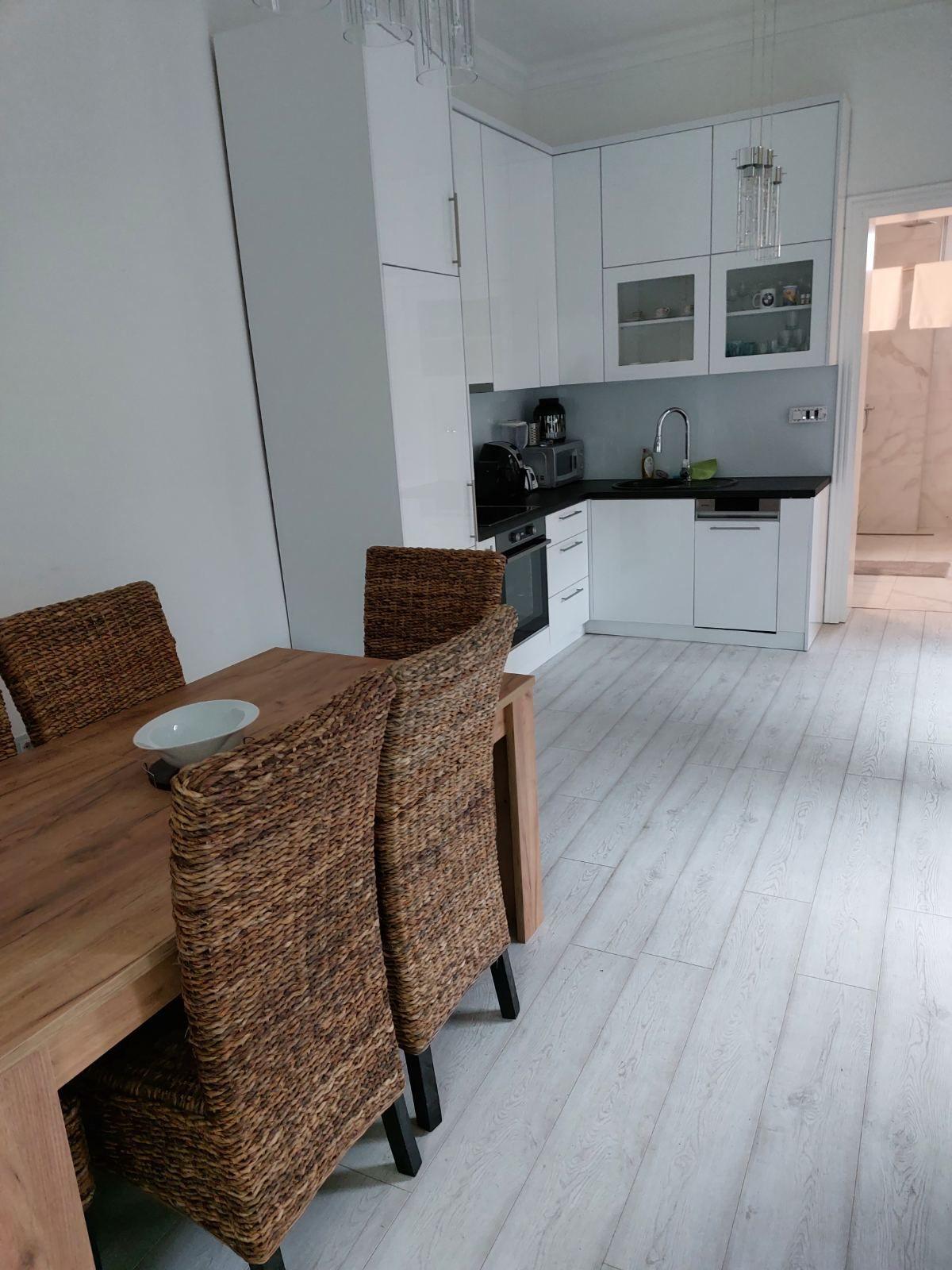 Квартира, 1280 м², 461 000$ — FAKTOR